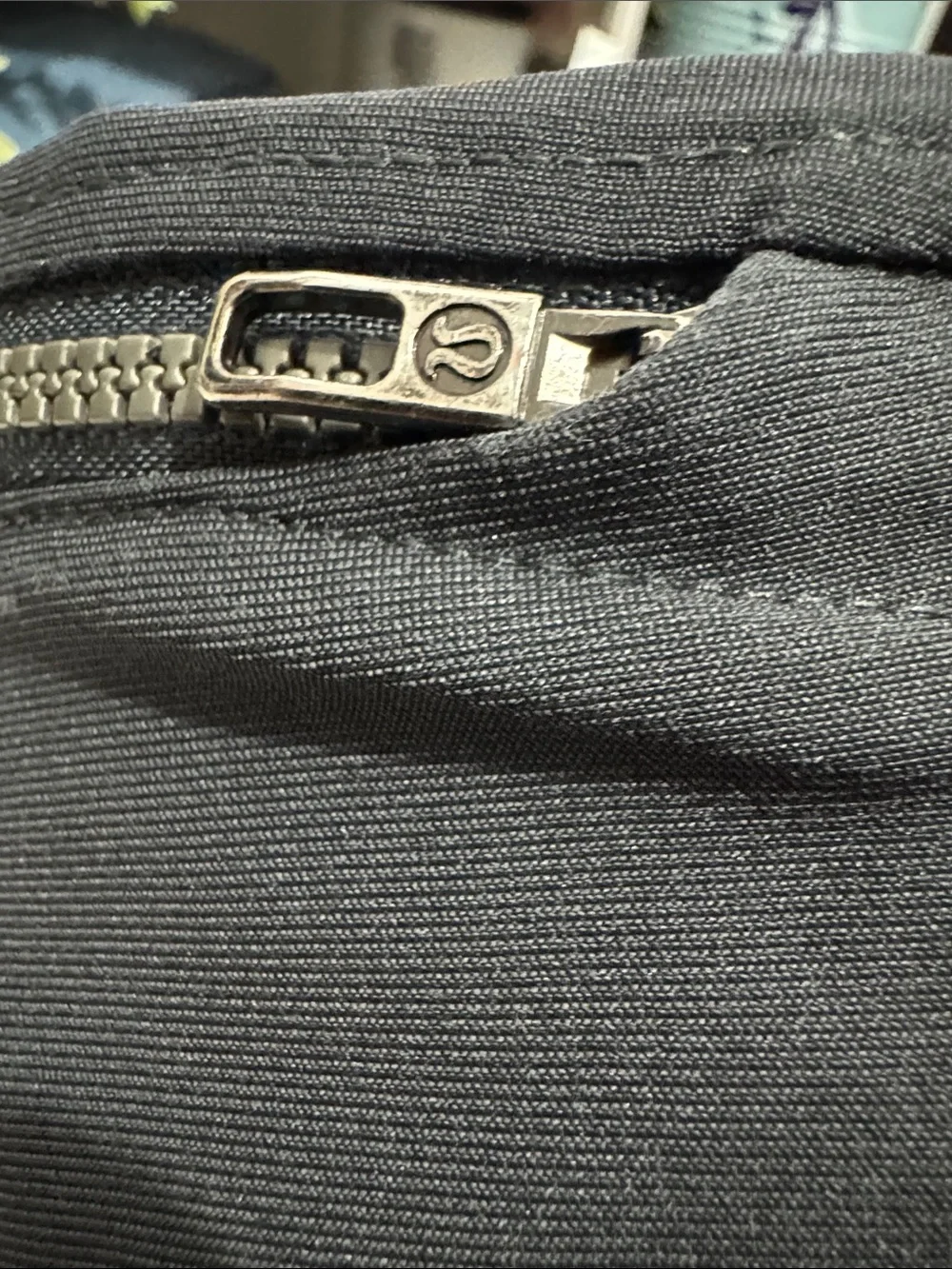 Lululemon Men’s Black Jogger Pants Drawstring Stretch Size Small
